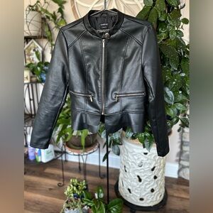 Bebe- Women’s Black Vegan Leather Ruffle Hem Moto Jacket (M)